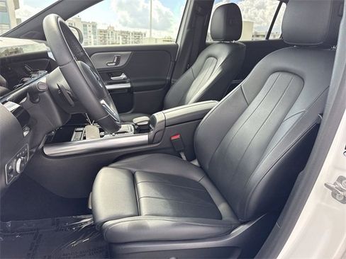 Used 2023 Mercedes-Benz GLA 250 image 11