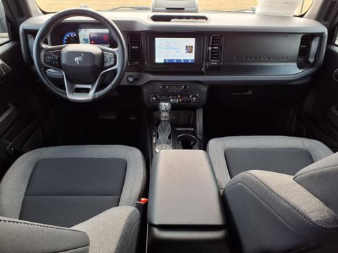 Used 2023 Ford Bronco Big Bend image 7