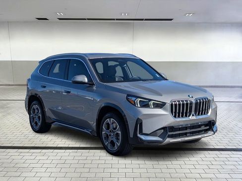 Certified 2025 BMW X1 xDrive28i w/ Technology Package image 7