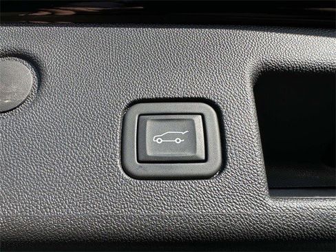 Certified 2023 Chevrolet Equinox RS w/ RS Leather Package image 25