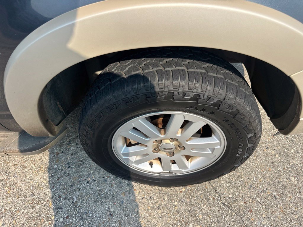 Used 2010 Ford Explorer Eddie Bauer RWD image 19