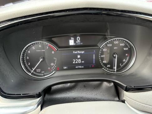 Used 2023 Cadillac XT5 Premium Luxury image 15