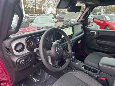 Used 2024 Jeep Wrangler Sport S image 40