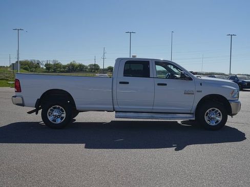 Used 2015 RAM 3500 Tradesman w/ Chrome Appearance Group AWD/4WD image 4