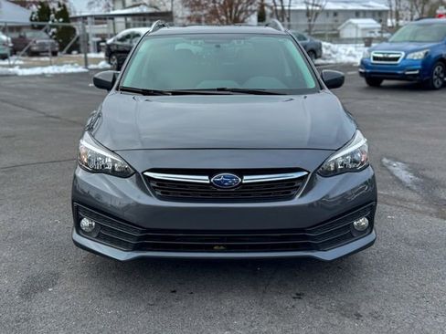 Used 2020 Subaru Impreza Premium image 2