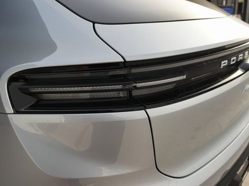 Certified 2025 Porsche Macan 4S Electric image 16