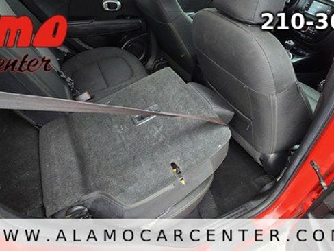 Used 2017 Kia Soul + FWD image 20