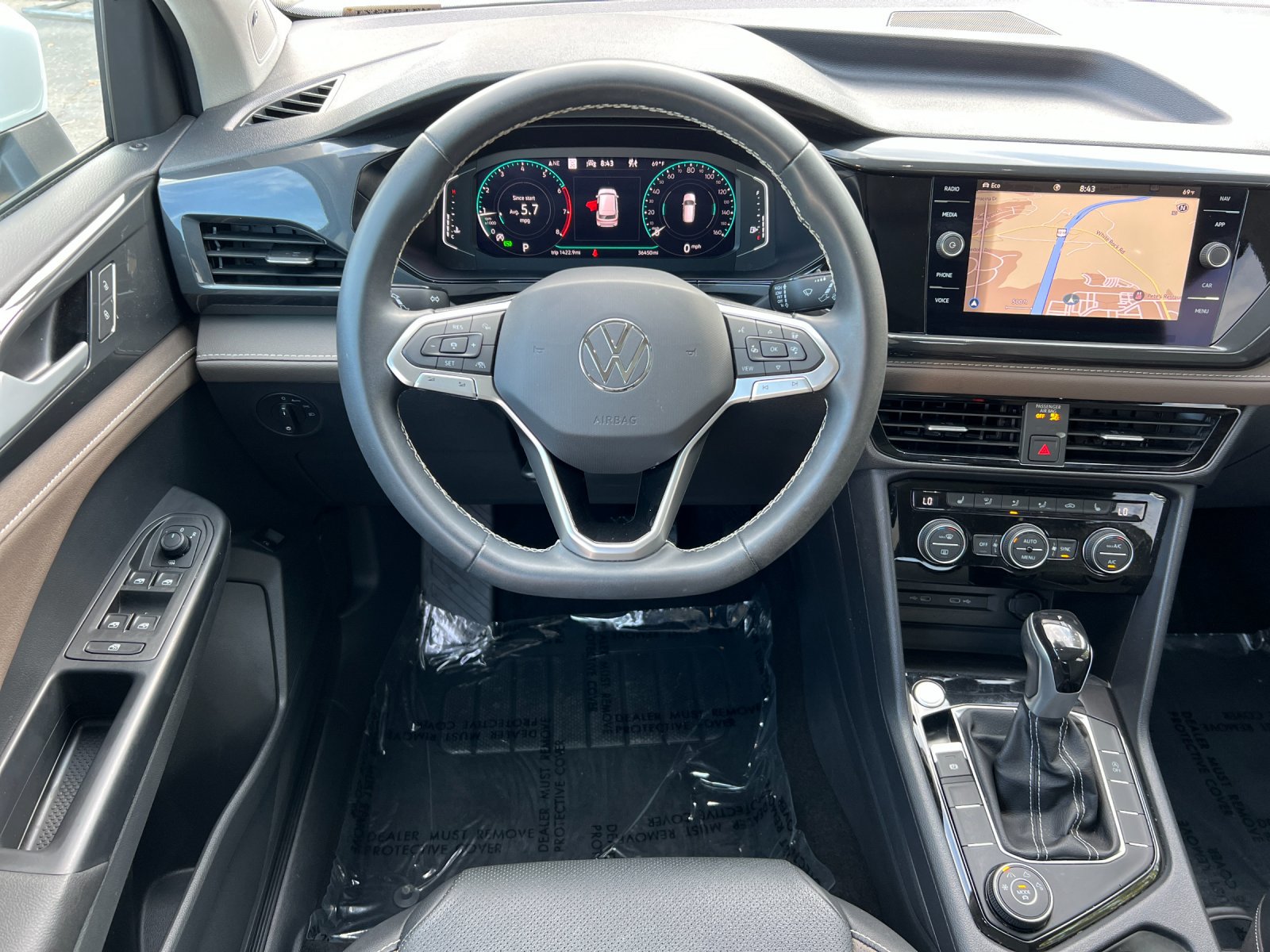 Used 2023 Volkswagen Taos SEL AWD/4WD image 13