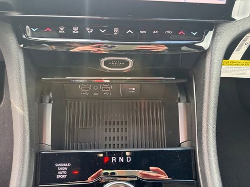 New 2026 Jeep Grand Cherokee Altitude AWD/4WD image 23