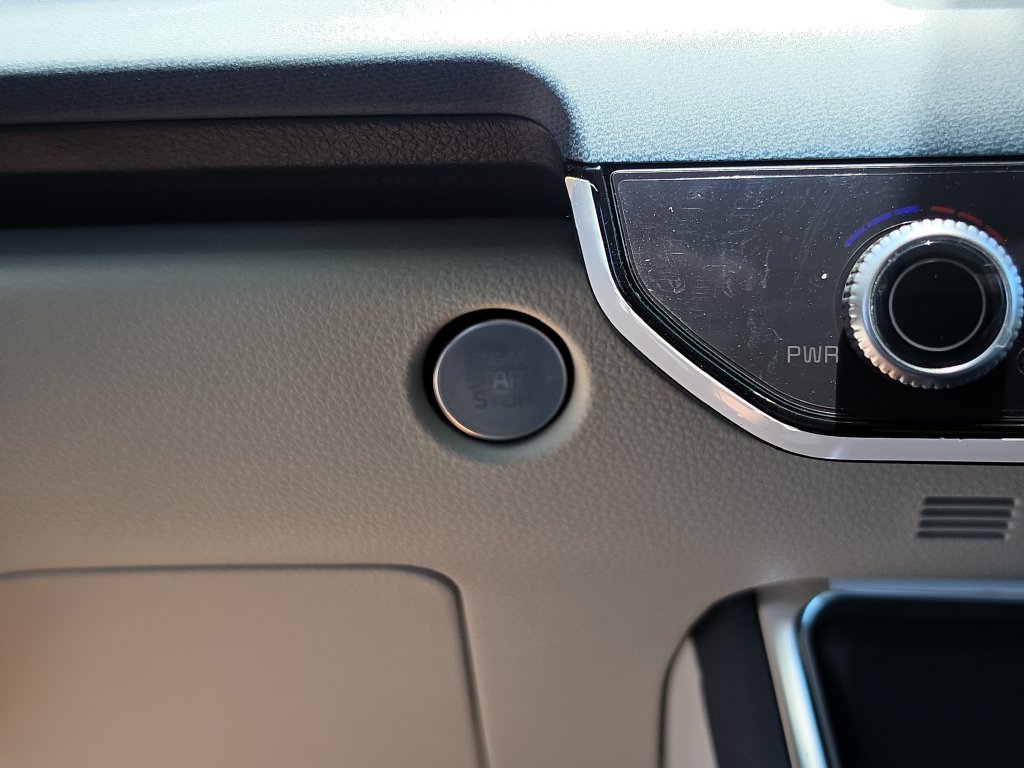 New 2026 Kia Carnival EX FWD image 28