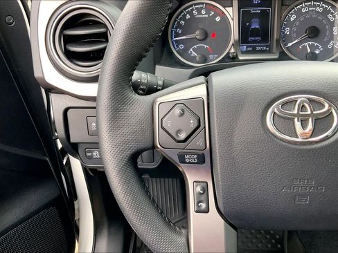 Used 2023 Toyota Tacoma SR5 RWD image 24