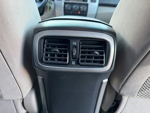 Used 2005 Toyota 4Runner SR5 RWD image 19