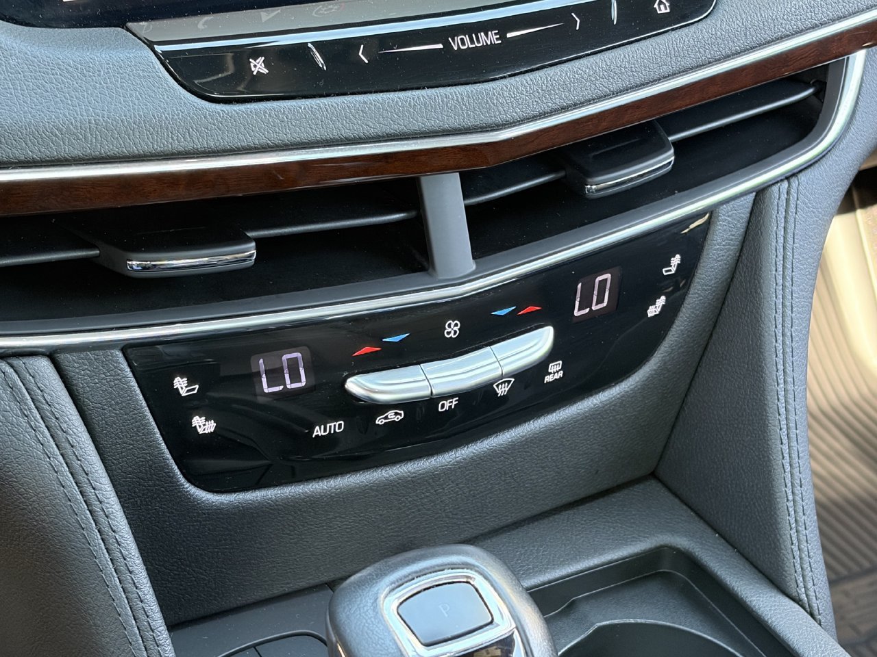 Used 2020 Cadillac CT6 Luxury AWD/4WD image 29