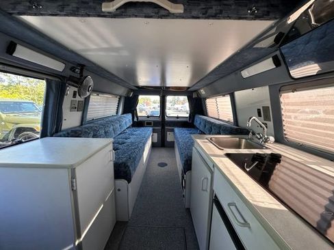 Used 2001 Dodge B2500 RWD image 28