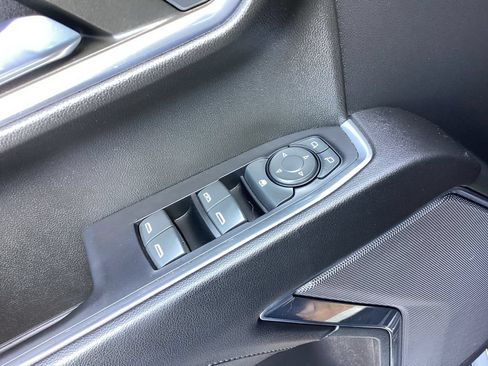 Used 2023 Chevrolet Silverado 1500 LT RWD image 70