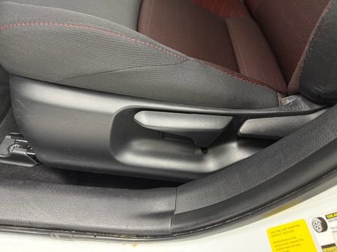 Used 2024 Toyota Corolla SE FWD image 28