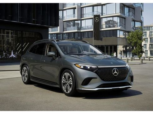 New 2026 Mercedes-Benz EQS 400 4MATIC SUV image 10