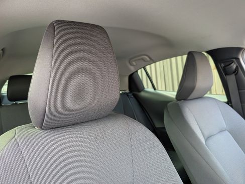 Used 2024 Toyota Prius LE image 3