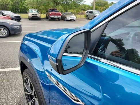 Used 2025 Volkswagen Atlas Cross Sport SEL Premium R-Line image 18