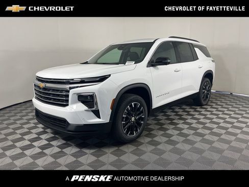 New 2026 Chevrolet Traverse LT w/ Enhanced Driving Package FWD image 1