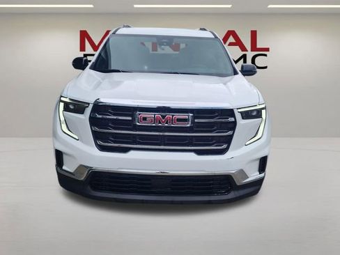 Used 2025 GMC Acadia Elevation FWD image 2