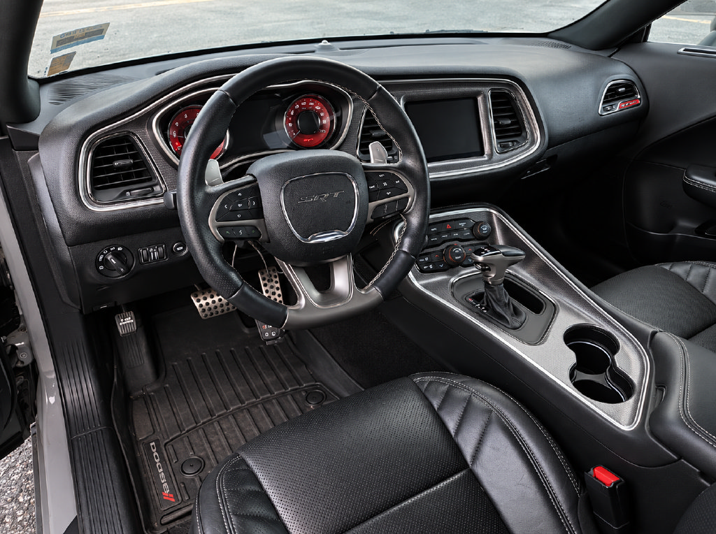 Used 2018 Dodge Challenger SRT Hellcat RWD image 7