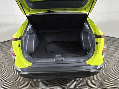 Used 2024 Hyundai Kona SEL FWD image 28