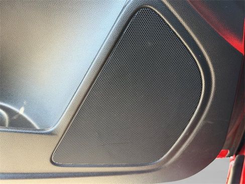 Used 2020 Chevrolet Colorado LT w/ Colorado RST Special Edition image 29