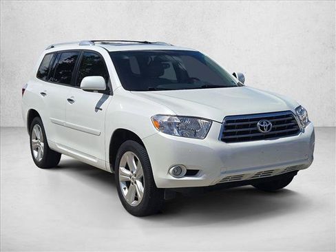 Used 2010 Toyota Highlander Limited AWD/4WD image 3