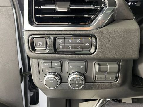 New 2026 GMC Yukon XL Denali w/ Advanced Technology Package AWD/4WD image 11