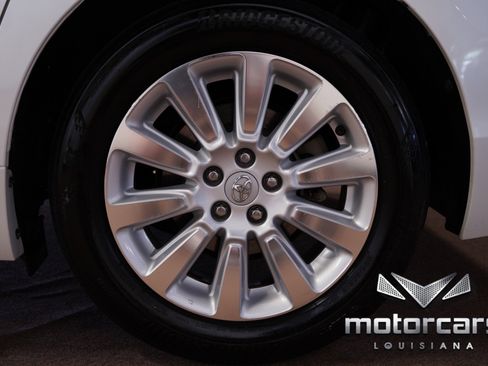 Used 2011 Toyota Sienna Limited w/ Premium Pkg FWD image 17
