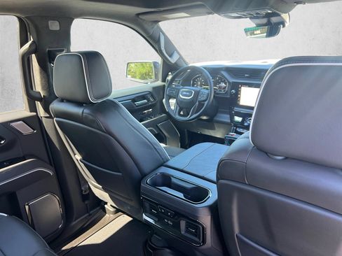 Used 2025 GMC Sierra 1500 AT4X AWD/4WD image 26