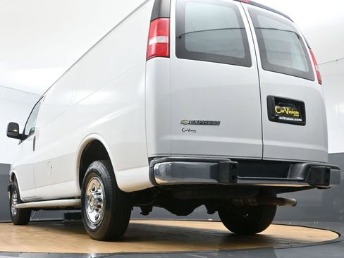 Used 2024 Chevrolet Express 2500 w/ Driver Convenience Package image 45