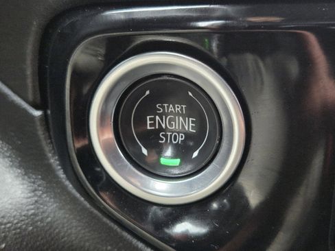 Used 2025 GMC Sierra 1500 SLT image 23