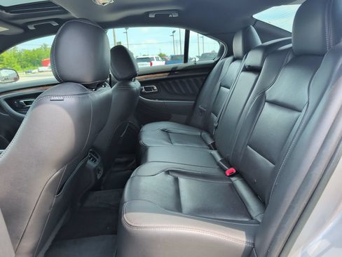 Used 2018 Ford Taurus Limited FWD image 20