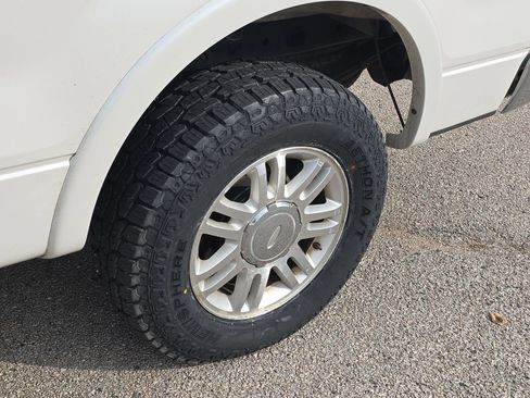 Used 2012 Ford F150 Lariat w/ Lariat Plus Pkg image 11