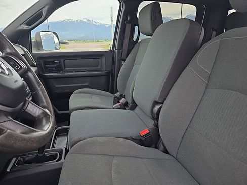 Used 2022 RAM 3500 Tradesman image 17