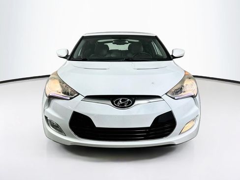 Used 2014 Hyundai Veloster w/ Style Package 02 FWD image 5