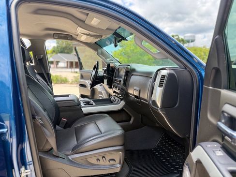 Used 2019 Chevrolet Silverado 2500 LTZ w/ Duramax Plus Package AWD/4WD image 19