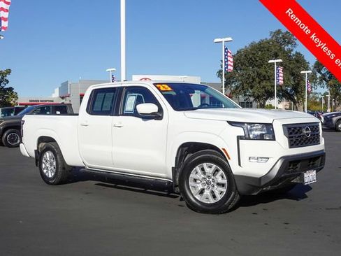 Used 2023 Nissan Frontier SV w/ Technology Package image 6