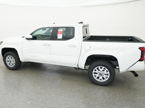 New 2025 Toyota Tacoma SR5 image 11