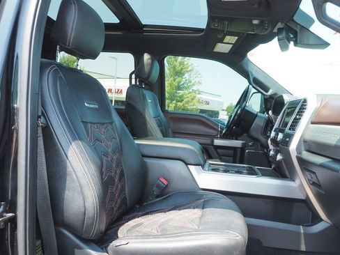 Used 2017 Ford F350 Platinum w/ Platinum Ultimate Package AWD/4WD image 18
