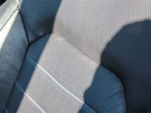 Used 2018 Volkswagen Atlas SEL Premium image 35