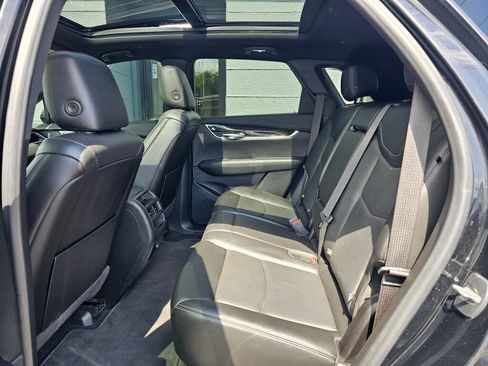 Used 2021 Cadillac XT5 Premium Luxury AWD/4WD image 18
