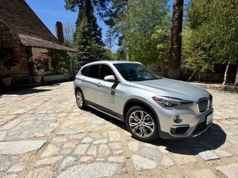 Used 2016 BMW X1 xDrive28i AWD/4WD image 3