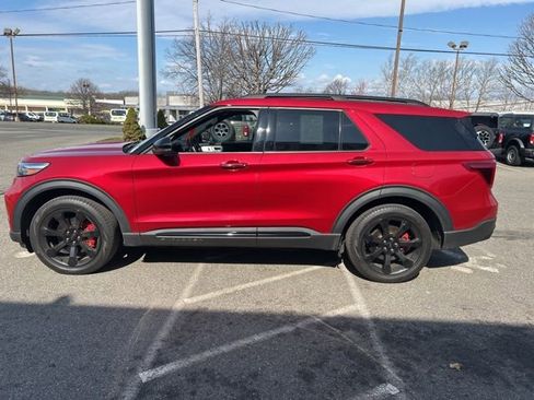 Used 2023 Ford Explorer ST w/ Equipment Group 401A AWD/4WD image 4
