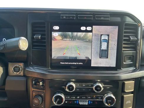 Used 2023 Ford F250 Lariat w/ Sport Appearance Package AWD/4WD image 32