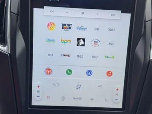 Certified 2024 Ford Edge ST w/ Equipment Group 401A image 11