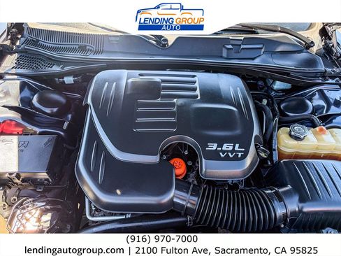 Used 2016 Dodge Challenger SXT RWD image 25