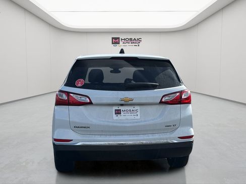 Used 2021 Chevrolet Equinox LT w/ Driver Convenience Package image 6